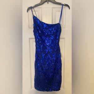 Blue Windsor dress, size Medium NWT